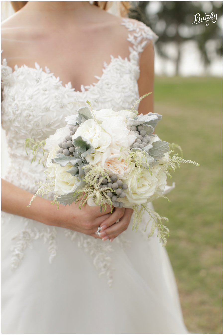 Warm_Cozy_Winter_Rustic_Wedding_Bouquet_Bumby_Photography_Floral_Friday_0025
