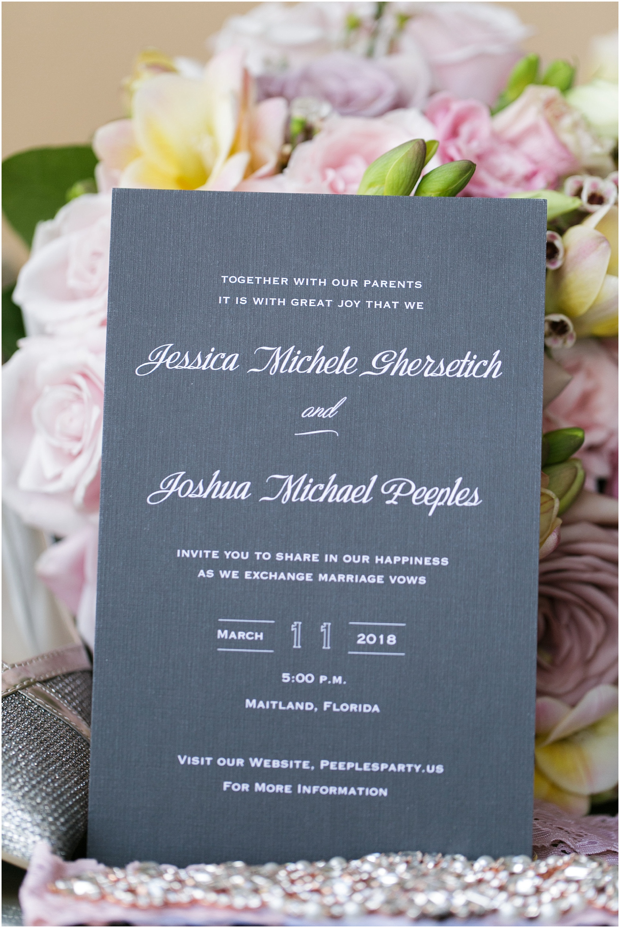 Wedding invitation to the wedding.