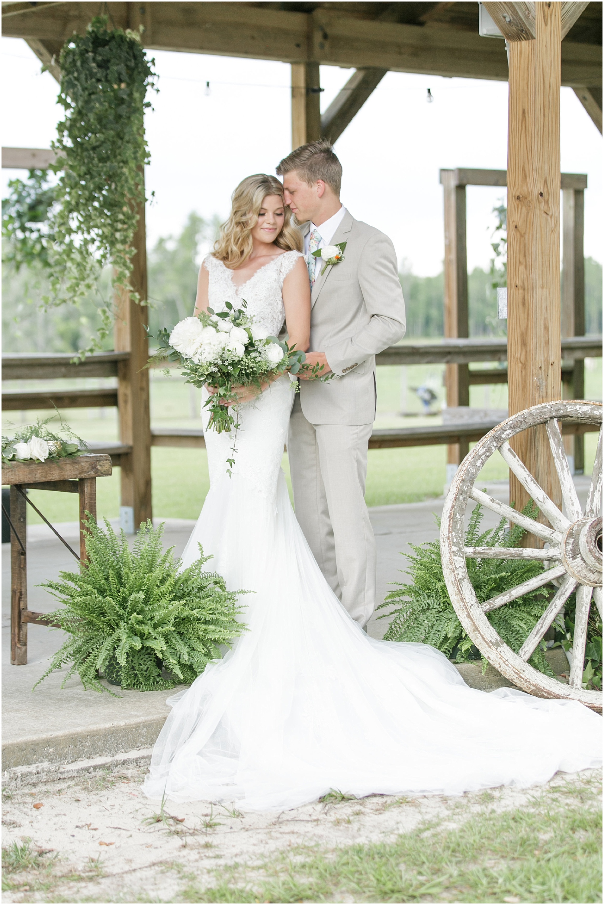 Bride and groom at their Florida Southern Charm Wedding at Sunny Acres Lodge.